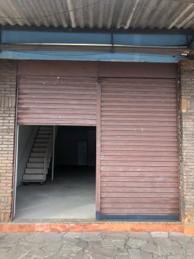 Loja com 145m² no bairro Sarandí em Porto Alegre para Alugar