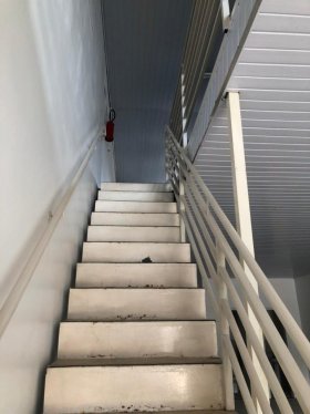 Loja com 145m² no bairro Sarandí em Porto Alegre para Alugar