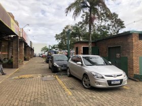 Loja com 145m² no bairro Sarandí em Porto Alegre para Alugar