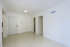 Apartamento com 48m², 1 dormitório no bairro Bela Vista em Porto Alegre para Alugar