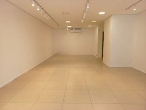Loja com 300m² no bairro Rio Branco em Porto Alegre para Alugar