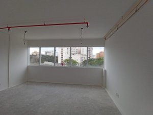 Salas/Conjuntos com 35m² no bairro Centro Histórico em Porto Alegre para Alugar