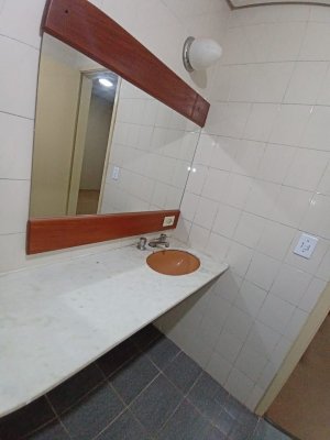 Apartamento com 37m², 1 dormitório no bairro Bonfim em Porto Alegre para Alugar