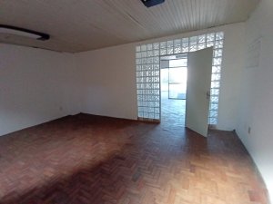 Pavilhão com 750m² no bairro Navegantes em Porto Alegre para Alugar
