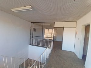 Pavilhão com 750m² no bairro Navegantes em Porto Alegre para Alugar