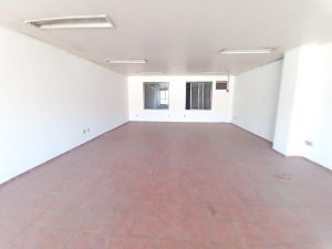 Pavilhão com 750m² no bairro Navegantes em Porto Alegre para Alugar