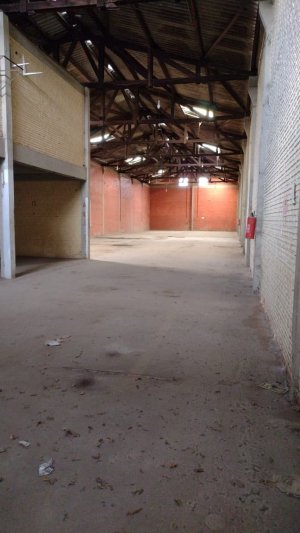 Pavilhão com 750m² no bairro Navegantes em Porto Alegre para Alugar