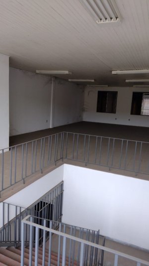 Pavilhão com 750m² no bairro Navegantes em Porto Alegre para Alugar