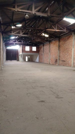 Pavilhão com 750m² no bairro Navegantes em Porto Alegre para Alugar