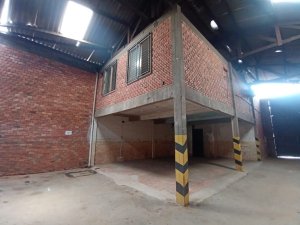 Pavilhão com 750m² no bairro Navegantes em Porto Alegre para Alugar