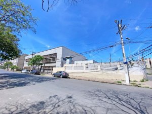 Predio com 2297m² no bairro Floresta em Porto Alegre para Alugar