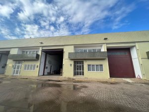 Pavilhão com 574m² no bairro Anchieta em Porto Alegre para Alugar