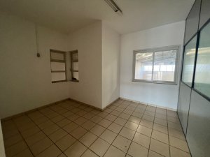 Pavilhão com 574m² no bairro Anchieta em Porto Alegre para Alugar