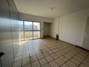 Pavilhão com 574m² no bairro Anchieta em Porto Alegre para Alugar
