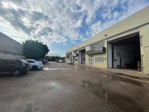 Pavilhão com 574m² no bairro Anchieta em Porto Alegre para Alugar