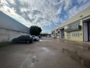 Pavilhão com 574m² no bairro Anchieta em Porto Alegre para Alugar