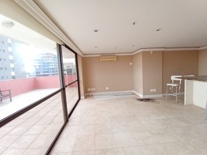Salas/Conjuntos com 435m² no bairro Moinhos de Vento em Porto Alegre para Alugar