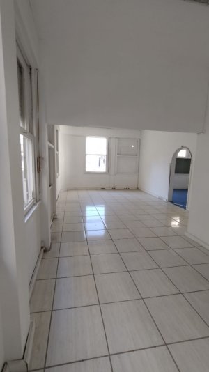Salas/Conjuntos com 200m² no bairro Centro Histórico em Porto Alegre para Alugar