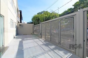 Prédio Comercial com 360m² no bairro Petrópolis em Porto Alegre para Alugar