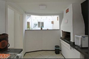 Prédio Comercial com 360m² no bairro Petrópolis em Porto Alegre para Alugar