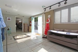 Prédio Comercial com 360m² no bairro Petrópolis em Porto Alegre para Alugar