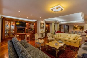 Apartamento com 352m², 4 dormitórios no bairro Moinhos de Vento em Porto Alegre para Alugar