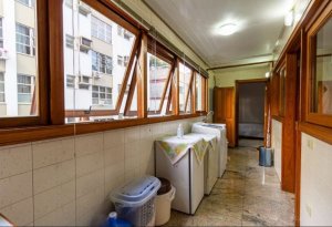 Apartamento com 352m², 4 dormitórios no bairro Moinhos de Vento em Porto Alegre para Alugar