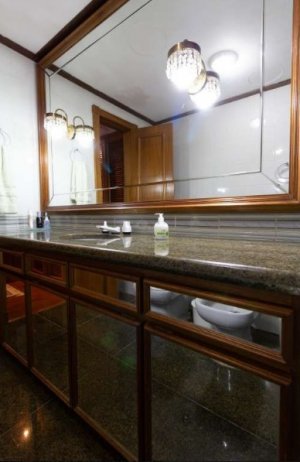 Apartamento com 352m², 4 dormitórios no bairro Moinhos de Vento em Porto Alegre para Alugar