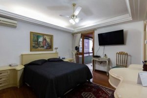 Apartamento com 352m², 4 dormitórios no bairro Moinhos de Vento em Porto Alegre para Alugar