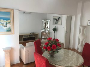 Apartamento com 140m², 3 dormitórios no bairro Floresta em Porto Alegre para Alugar
