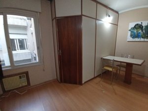 Apartamento com 37m², 1 dormitório no bairro Rio Branco em Porto Alegre para Alugar