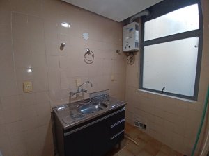 Apartamento com 37m², 1 dormitório no bairro Rio Branco em Porto Alegre para Alugar