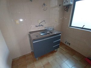 Apartamento com 37m², 1 dormitório no bairro Rio Branco em Porto Alegre para Alugar