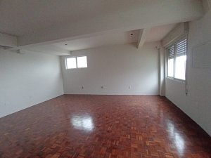 Conjunto/Sala com 40m² no bairro Petrópolis em Porto Alegre para Alugar