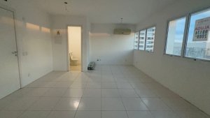Conjunto/Sala com 34m² no bairro Menino Deus em Porto Alegre para Alugar