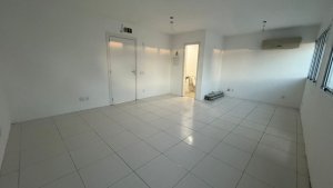 Conjunto/Sala com 34m² no bairro Menino Deus em Porto Alegre para Alugar