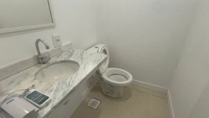 Conjunto/Sala com 34m² no bairro Menino Deus em Porto Alegre para Alugar