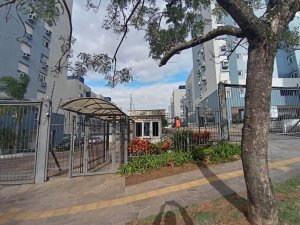 Apartamento com 84m², 2 dormitórios no bairro Chácara Das Pedras em Porto Alegre para Alugar
