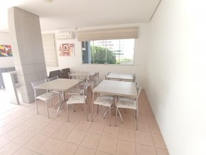 Apartamento com 84m², 2 dormitórios no bairro Chácara Das Pedras em Porto Alegre para Alugar