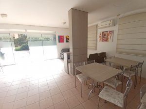 Apartamento com 84m², 2 dormitórios no bairro Chácara Das Pedras em Porto Alegre para Alugar