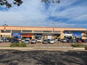 Loja com 210m² no bairro Sarandi em Porto Alegre para Alugar