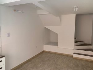 Casa Condominio com 47m², 1 dormitório no bairro Santa Tereza em Porto Alegre para Alugar