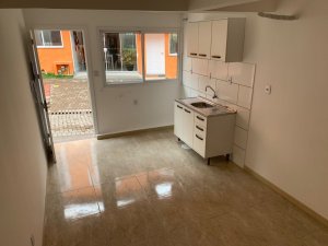 Casa Condominio com 47m², 1 dormitório no bairro Santa Tereza em Porto Alegre para Alugar