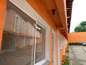 Casa Condominio com 47m², 1 dormitório no bairro Santa Tereza em Porto Alegre para Alugar