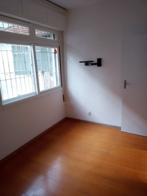 Apartamento com 100m², 3 dormitórios no bairro Bom Fim em Porto Alegre para Alugar