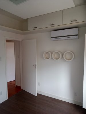 Apartamento com 100m², 3 dormitórios no bairro Bom Fim em Porto Alegre para Alugar