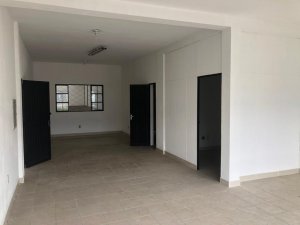 Galpão com 750m² no bairro Sarandi em Porto Alegre para Alugar