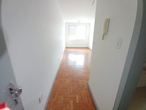 Apartamento com 60m², 1 dormitório no bairro Vila Ipiranga em Porto Alegre para Alugar