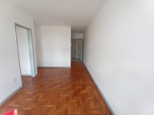Apartamento com 60m², 1 dormitório no bairro Vila Ipiranga em Porto Alegre para Alugar