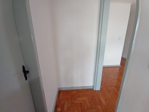 Apartamento com 60m², 1 dormitório no bairro Vila Ipiranga em Porto Alegre para Alugar